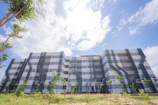 Campus đẹp miễn ch&ecirc;, ĐH FPT AI Quy Nhơn khiến hội 2k5 chỉ muốn nhảy v&agrave;o học lu&ocirc;n - Ảnh 2.