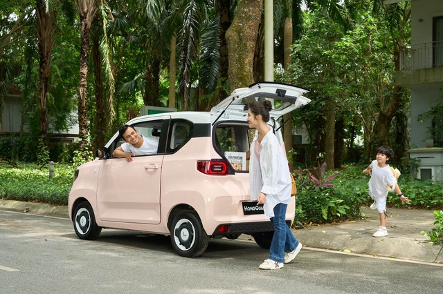 Wuling HongGuang MiniEV - Mẫu xe d&agrave;nh cho ph&aacute;i đẹp - Ảnh 2.