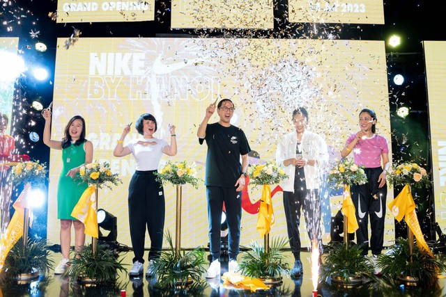 Thương hiệu Nike khai trương cửa h&agrave;ng &ldquo;bản địa ho&aacute; lần đầu xuất hiện tại Việt Nam - Ảnh 1.
