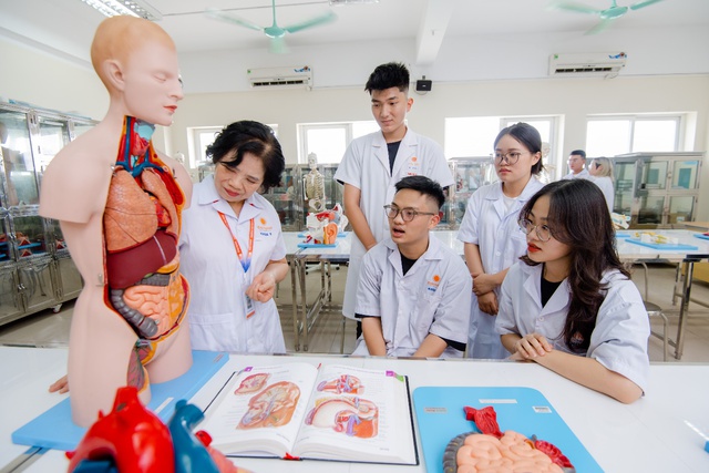 ĐH Đại Nam r&uacute;t ngắn thời gian đ&agrave;o tạo, sinh vi&ecirc;n được hưởng lợi g&igrave;? - Ảnh 5.