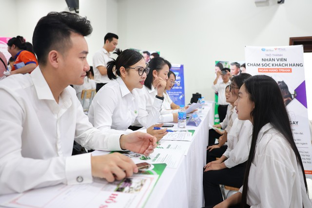 Những l&yacute; do th&iacute; sinh 2K5 n&ecirc;n đặt nguyện vọng ưu ti&ecirc;n v&agrave;o trường Đại học Đại Nam - Ảnh 3.