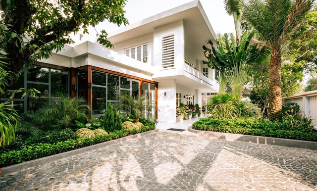 Côn Sơn Restaurant - không gian ẩm thực sang trọng được sao Việt yêu thích - Ảnh 1.