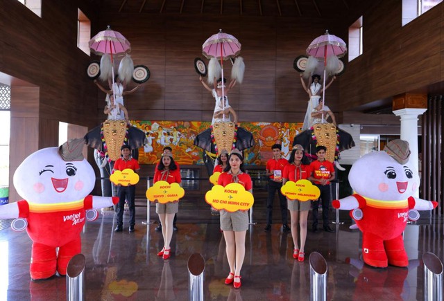 Check-in rộn r&agrave;ng khắp th&agrave;nh phố Kochi (Ấn Độ), Jakarta (Indonesia) c&ugrave;ng Vietjet - Ảnh 7.