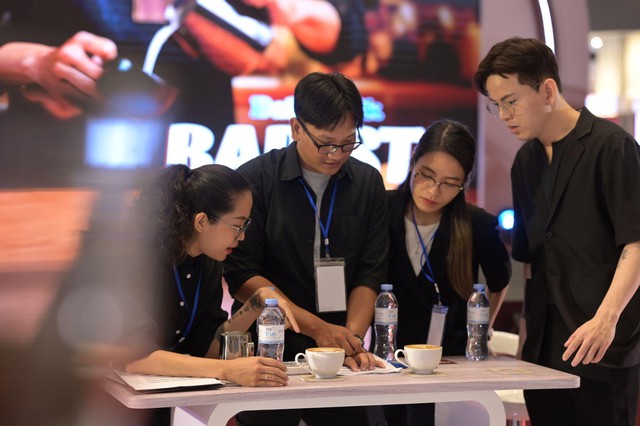 Bán kết Dalatmilk Barista Championship 2023: Nơi đam mê và sáng tạo thăng hoa - Ảnh 2.