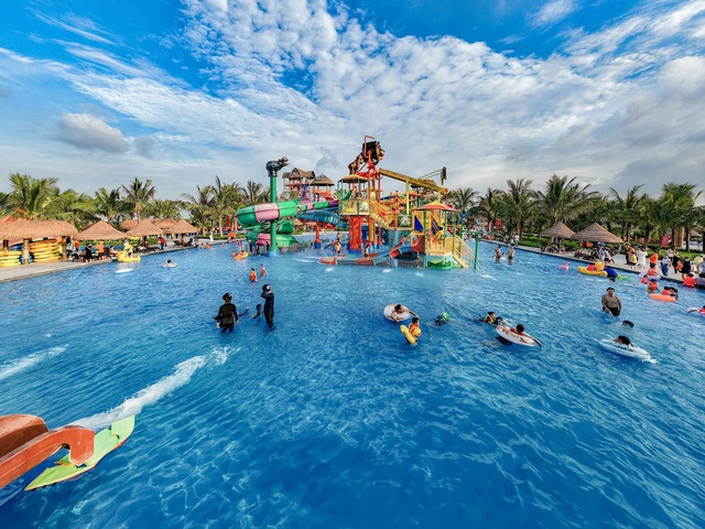 Mega Grand World - điểm đến giải tr&iacute; mới ph&iacute;a Đ&ocirc;ng H&agrave; Nội dần th&agrave;nh h&igrave;nh - Ảnh 1.