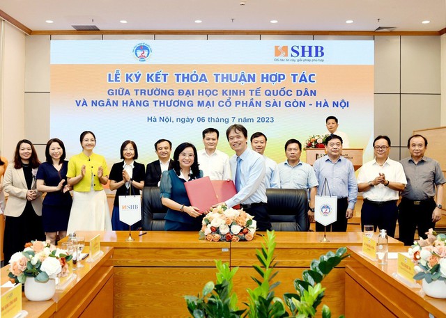 SHB tăng cường hợp t&aacute;c với Đại học Kinh tế Quốc D&acirc;n - Ảnh 4.