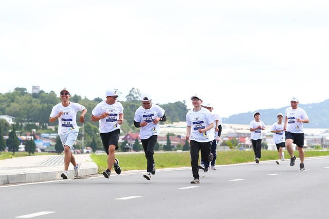 To&agrave;n cảnh S-Race L&acirc;m Đồng 2023: V&igrave; tầm v&oacute;c Việt - Ảnh 1.