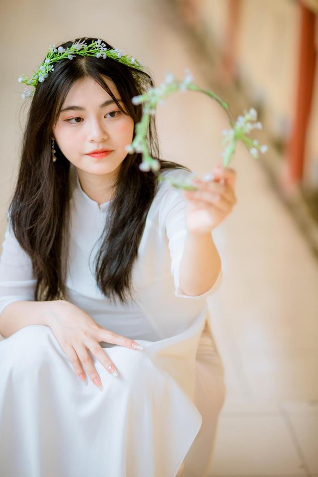 D&agrave;n nữ sinh BTEC FPT g&acirc;y thương nhớ với nhan sắc đỉnh cao, thần th&aacute;i ngời ngời - Ảnh 2.