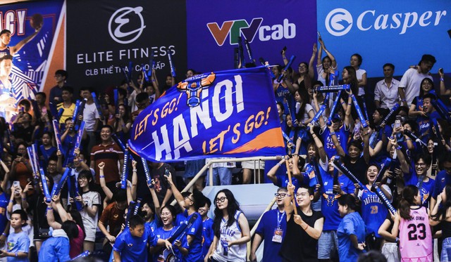 Hanoi Buffaloes và Kem Tràng Tiền chiêu đãi fans bữa tiệc thể thao giải trí đỉnh cao - Ảnh 1.