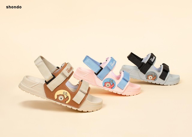 M&ecirc; t&iacute;t 3 đ&ocirc;i sandals đi học độc đ&aacute;o từ Shondo - Ảnh 4.