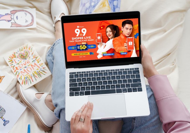 9.9 Shopee Live Thời Trang & Mỹ Phẩm vừa khởi động, dân tình lập tức choáng ngợp với chùm deal làm đẹp giá cực hời - Ảnh 1.