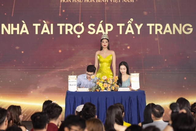 Sáp tẩy trang oh!oh! - Đồng hành cùng hành trình nhan sắc của thí sinh Miss Grand Vietnam 2023 - Ảnh 2.