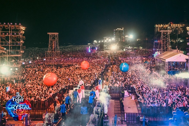 Water EDM Festival của năm gọi t&ecirc;n Tiger Crystal Rave 2.0, đại tiệc t&eacute; nước cho 140.000 raver - Ảnh 7.