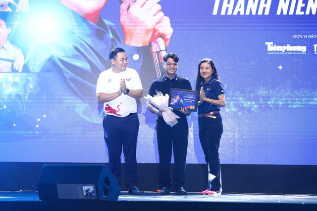 Tự h&agrave;o ng&acirc;n vang &acirc;m nhạc truyền thống tại ng&agrave;y hội Thanh ni&ecirc;n C&ocirc;ng nh&acirc;n - Lan tỏa Năng Lượng T&iacute;ch Cực - Ảnh 1.