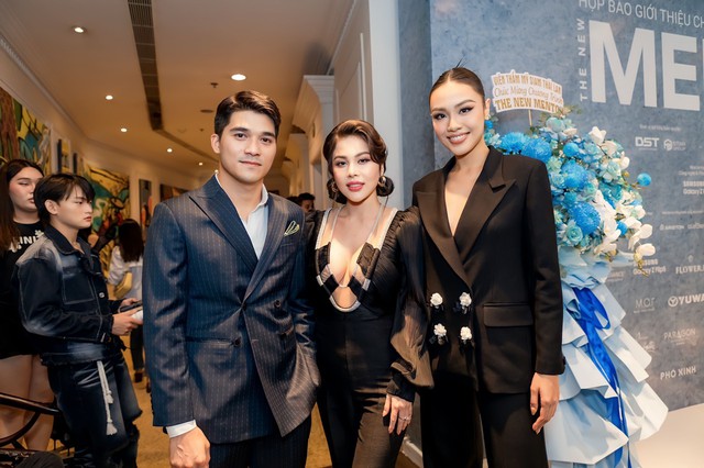CEO Q-Talent Nguyễn Như Quỳnh lộng lẫy đến ch&uacute;c mừng Hương Giang họp b&aacute;o giới thiệu The New Mentor 2023 - Ảnh 6.