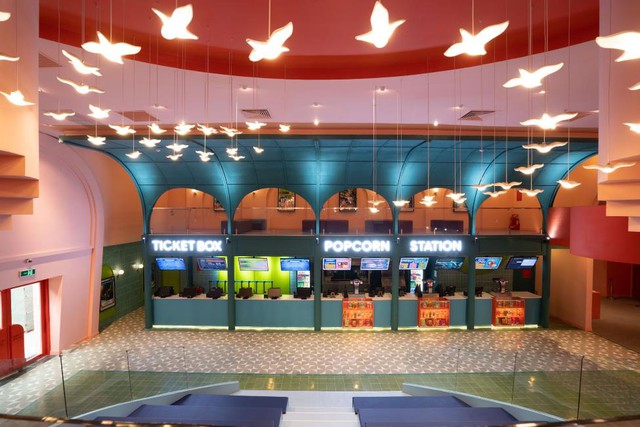 Dạo một v&ograve;ng top 3 rạp chiếu phim &ldquo;c&oacute; sức h&uacute;t&rdquo; nhất th&aacute;ng 8 vừa qua - Ảnh 3.