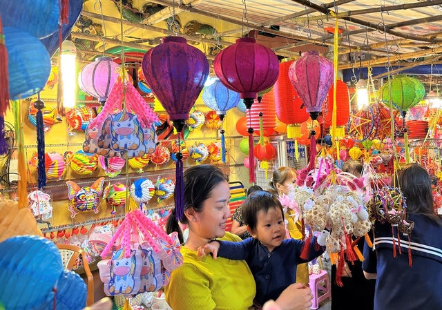 Trung thu náo nức rộn ràng đã ngập tràn phố phường, cùng xuống phố tận hưởng ngay thôi nào! - Ảnh 5.