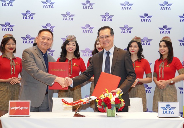 Học viện Hàng không Vietjet tham gia mạng lưới đào tạo quốc tế IATA - Ảnh 1.