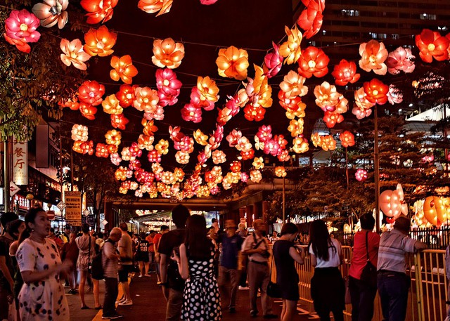 Có một Singapore đầy mê hoặc mùa Trung thu: Rực rỡ ánh đèn, ngập tràn trải nghiệm độc đáo - Ảnh 2.