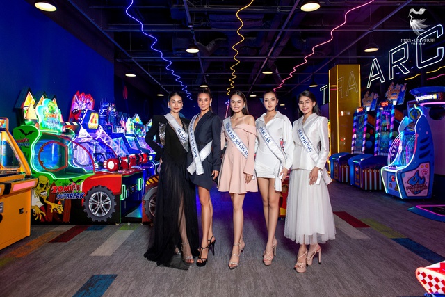 18 thí sinh Miss Universe Vietnam hào hứng check-in The Grand Ho Tram - Ảnh 5.