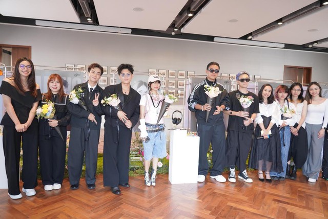 Sinh viên Greenwich “vẽ” bản sắc 14 nghệ sĩ bằng công nghệ AR trong dự án GENFest của MMusic - Ảnh 3.