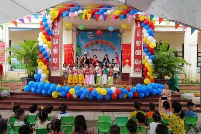 Hơn 1 triệu ly sữa tiếp tục đồng h&agrave;nh c&ugrave;ng trẻ nhỏ đ&oacute;n ch&agrave;o năm học mới - Ảnh 1.