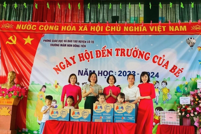 Hơn 1 triệu ly sữa tiếp tục đồng h&agrave;nh c&ugrave;ng trẻ nhỏ đ&oacute;n ch&agrave;o năm học mới - Ảnh 4.