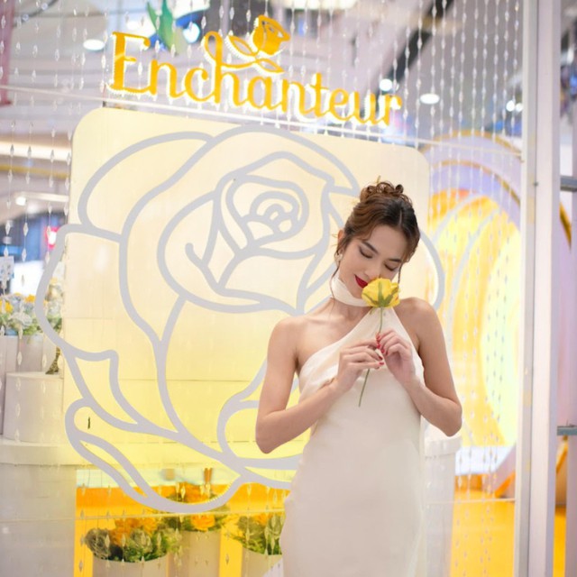 Bí quyết cho Tết tỏa sắc như những nàng thơ trong sự kiện từ Enchanteur! - Ảnh 5.