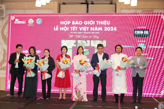 Lễ hội Tết Việt Giáp Thìn 2024 tôn vinh Tết cổ truyền và sẻ chia an sinh xã hội - Ảnh 1.