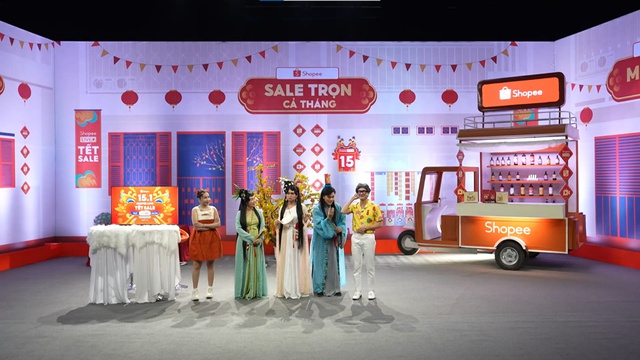 &ldquo;Chuy&ecirc;̣n Vui S&ocirc;́p Pi&rdquo; 15.1: đậm sắc m&agrave;u Tết, sáng tạo theo trào lưu Shoppertainment - Ảnh 1.