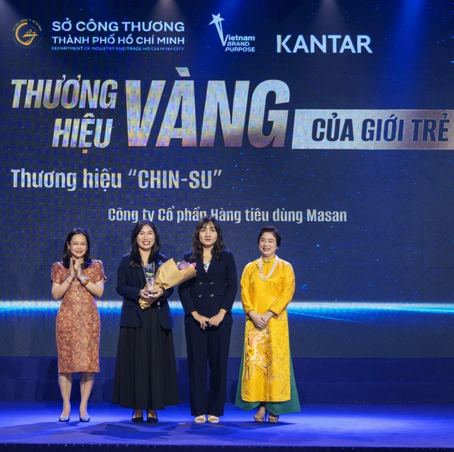 CHIN-SU trở thành thương hiệu được giới trẻ yêu thích tại Thương hiệu Vàng TP.HCM - Ảnh 1. CHIN-SU trở thành thương hiệu được giới trẻ yêu thích tại Thương hiệu Vàng TP.HCM - Ảnh 1.