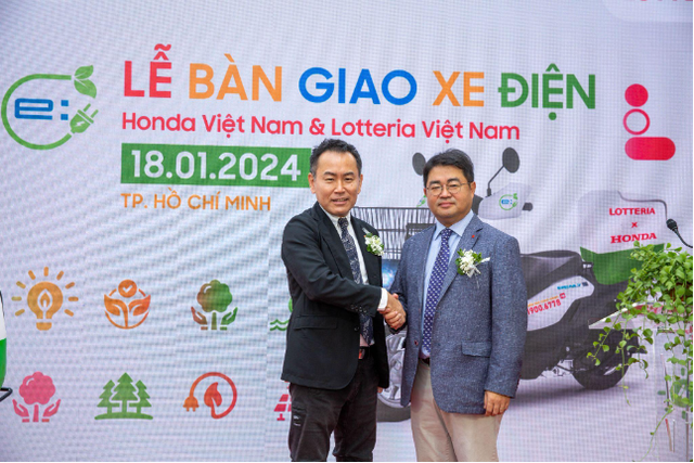 Honda Việt Nam hợp tác cùng Lotteria Việt Nam triển khai dự án sử dụng xe điện giao hàng - Ảnh 3. Honda Việt Nam hợp tác cùng Lotteria Việt Nam triển khai dự án sử dụng xe điện giao hàng - Ảnh 3.