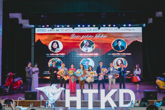 Gen Z và Blockchain: Đi tìm vị thế cho chính mình - Ảnh 1. Gen Z và Blockchain: Đi tìm vị thế cho chính mình - Ảnh 1.
