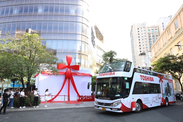 C&oacute; g&igrave; hấp dẫn tr&ecirc;n chuyến xe &ldquo;Đến Trạm Tết Thịnh&rdquo; của Toshiba m&agrave; khiến nh&agrave; nh&agrave; c&ugrave;ng tham gia hưởng ứng - Ảnh 1.