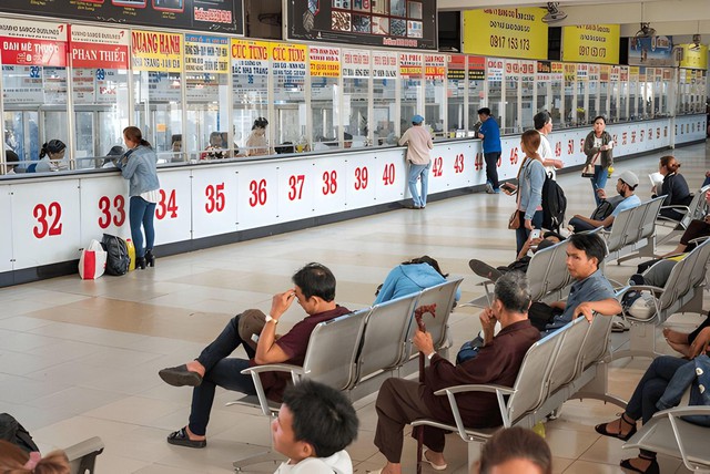 Những rủi ro khi săn vé xe khách giá rẻ và cách để phòng tránh - Ảnh 1.