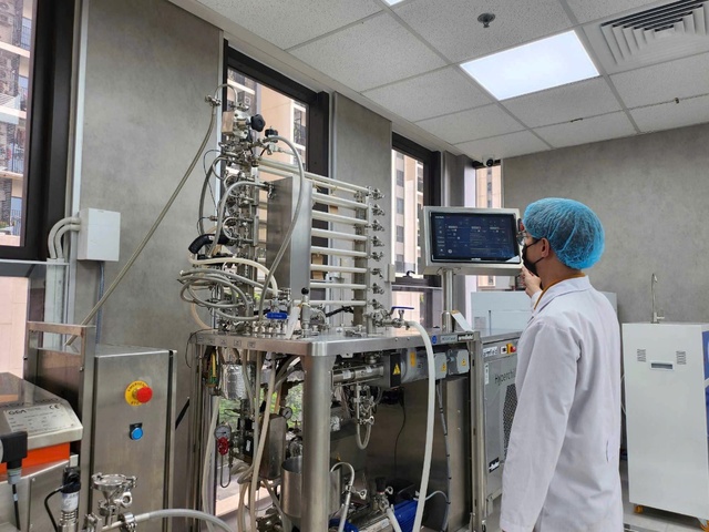Ra mắt trung tâm R&D, DKSH đón “sóng” tăng trưởng ngành hoá chất Việt Nam - Ảnh 1.