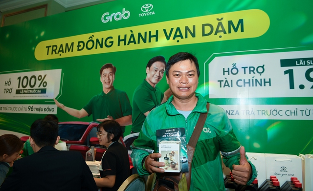 Grab tổ chức Ngày hội Tài xế Công nghệ, hàng nghìn tài xế cùng tụ họp - Ảnh 3.