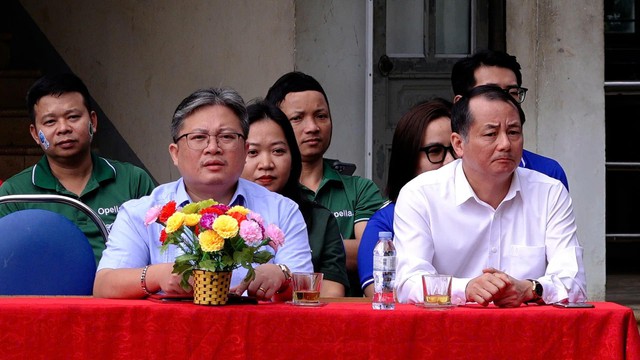 Dự án Vệ sinh học đường trao tặng 20 nhà vệ sinh mới đạt chuẩn cho thầy trò vùng cao - Ảnh 2.