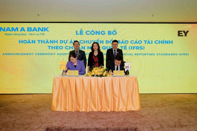 Nam A Bank - “Số và xanh” tiếp tục là động lực phát triển bền vững - Ảnh 2.