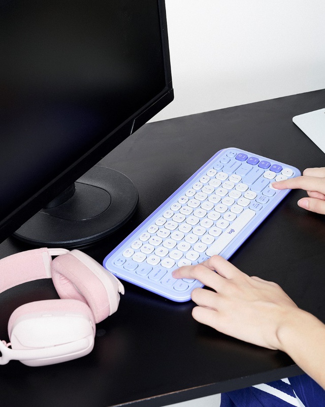 Logitech và CARA CLUB: kết nối thời trang và công nghệ trong bộ ảnh Girls in Tech - Ảnh 13.