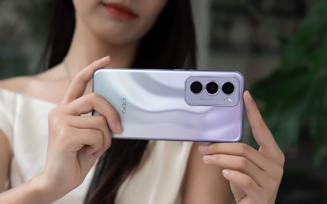 OPPO Reno12 5G và hành trình đổi mới sáng tạo mang AI đến smartphone tầm trung - Ảnh 2.