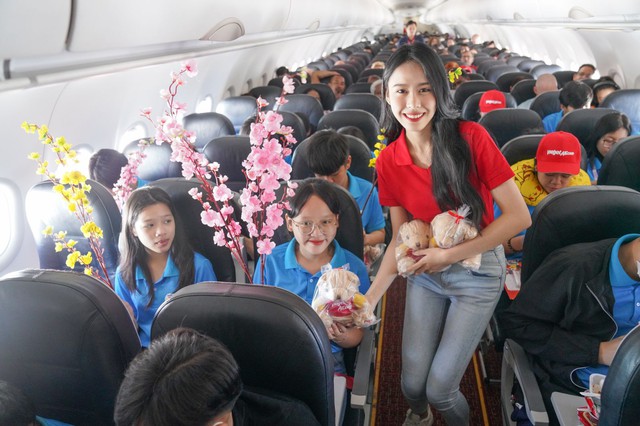 Mỗi dịp tết đến xuân về, đường về nhà gần hơn cùng Vietjet - Ảnh 2.