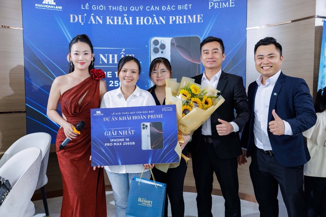 Người mua “đỏ mắt” săn tìm căn hộ trong tầm giá từ 50 triệu/m2 - Ảnh 2.
