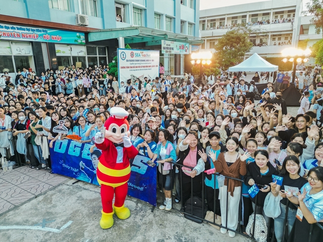 Jollibee thu hút 1,5 triệu sinh viên tham gia sự kiện “Lớp Học Đáp Vui”- Ảnh 2.