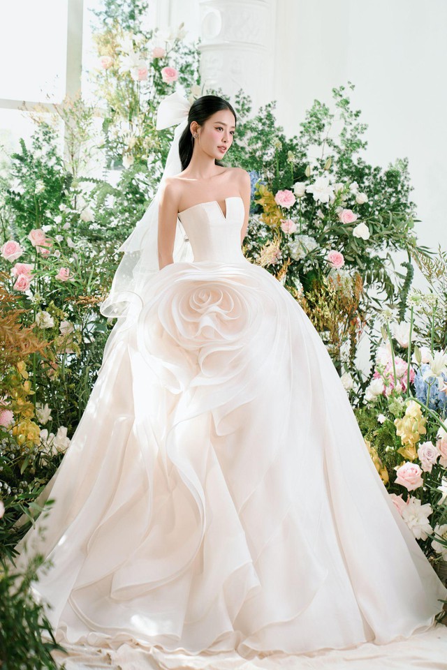 White Rose Bridal - Bộ sưu tập váy cưới cao cấp kết hợp cùng Á hậu Bùi Khánh Linh, nâng tầm giấc mơ cô dâu Việt - Ảnh 5.