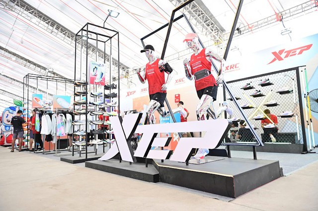 Xtep đồng hành cùng runners tại giải marathon quốc tế Thành phố Hồ Chí Minh Techcombank - Ảnh 2. Xtep đồng hành cùng runners tại giải marathon quốc tế Thành phố Hồ Chí Minh Techcombank - Ảnh 2.