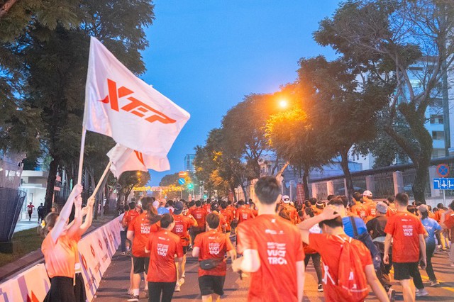 Xtep đồng hành cùng runners tại giải marathon quốc tế Thành phố Hồ Chí Minh Techcombank - Ảnh 3. Xtep đồng hành cùng runners tại giải marathon quốc tế Thành phố Hồ Chí Minh Techcombank - Ảnh 3.