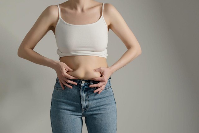 Tạm biệt Skinny Fat: Bí quyết “độ” dáng chuẩn 3 vòng cho dân văn phòng - Ảnh 1.