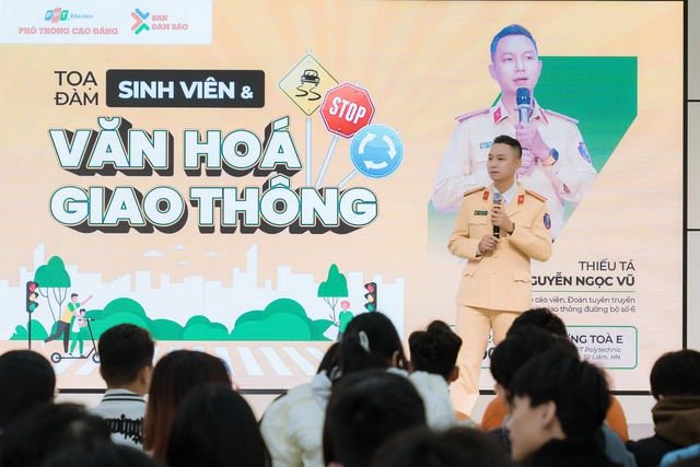 FPT PolySchool tổ chức tọa đàm về văn hóa giao thông: Hành trình gieo mầm ý thức trách nhiệm cho thế hệ trẻ - Ảnh 2.