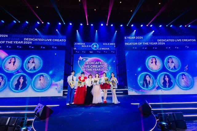 KOLSME thăng hoa tại LiveFest 2024 và Gala 2024: Khẳng định vị thế trong ngành sáng tạo nội dung trực tuyến - Ảnh 10.